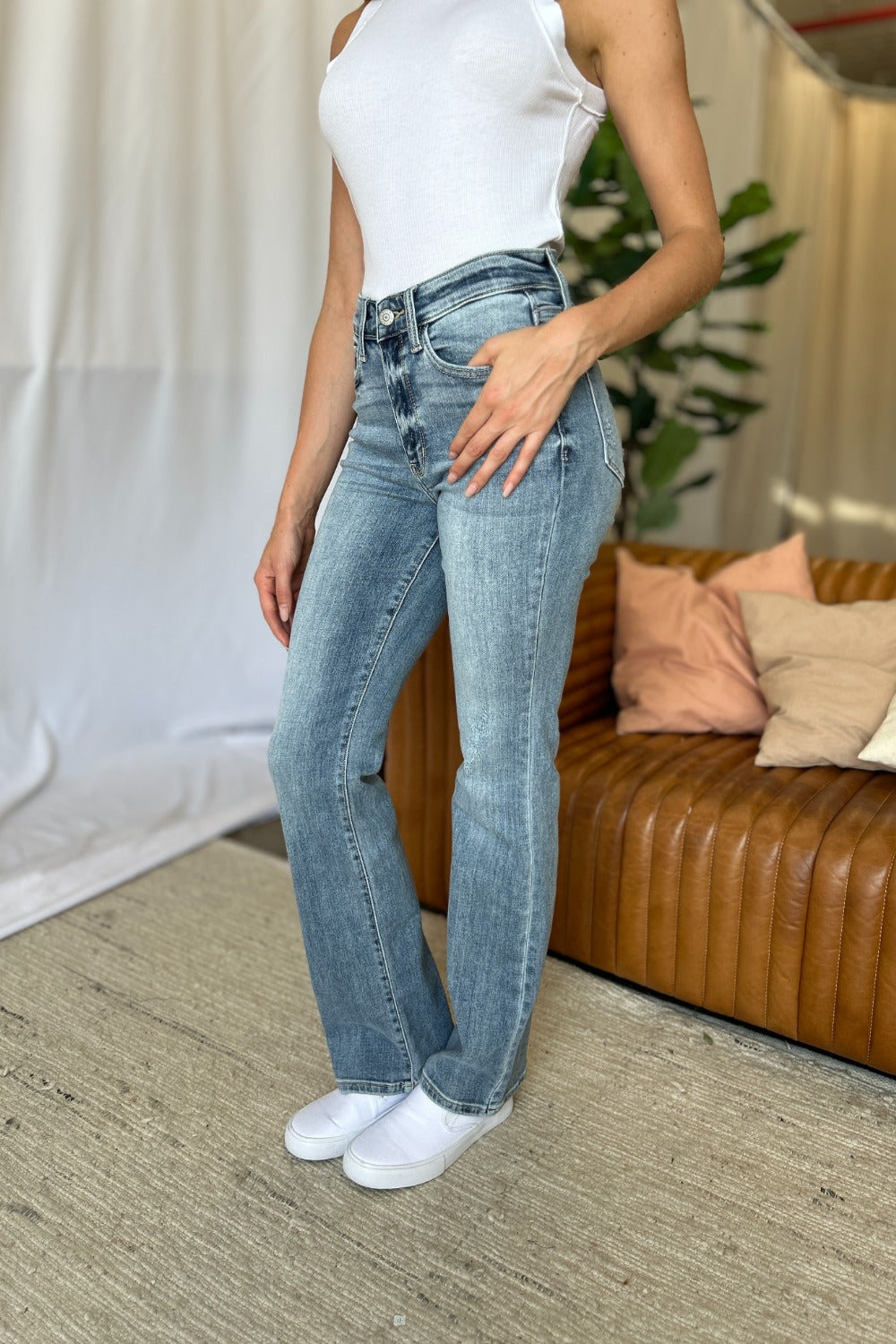 Judy Blue Medium Rise Bootcut Jeans