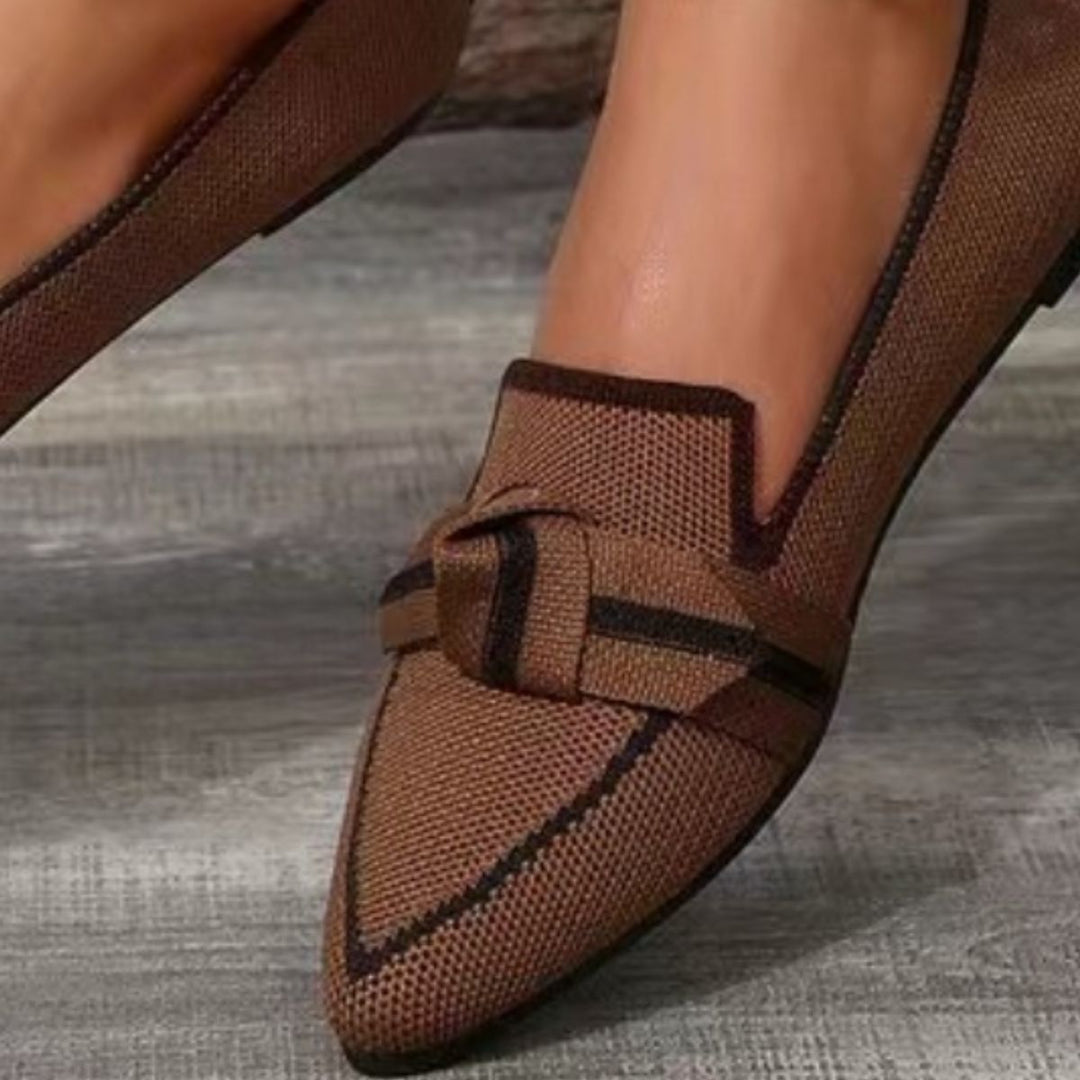 Bow Contrast Trim Point Toe Loafer