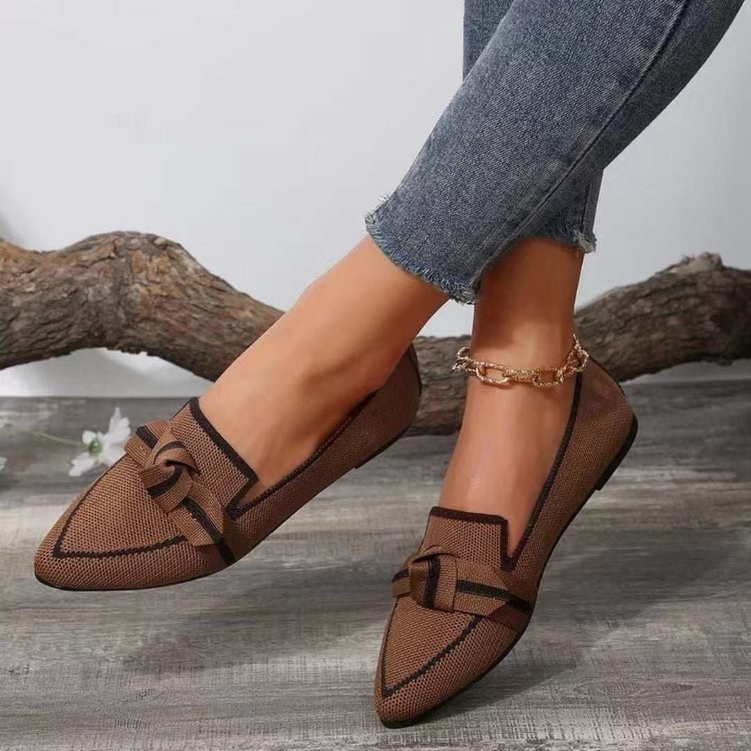 Bow Contrast Trim Point Toe Loafer