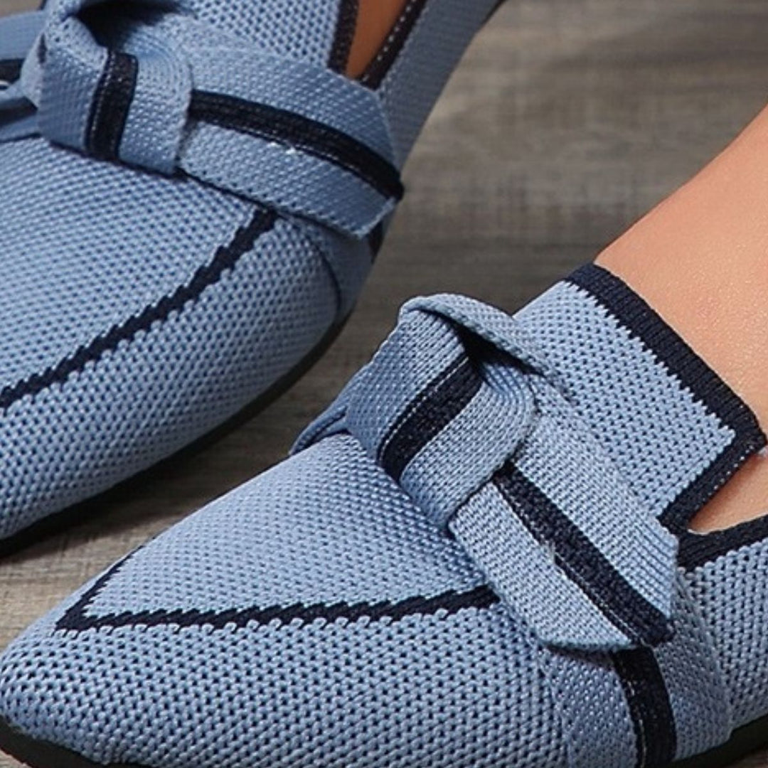 Bow Contrast Trim Point Toe Loafer