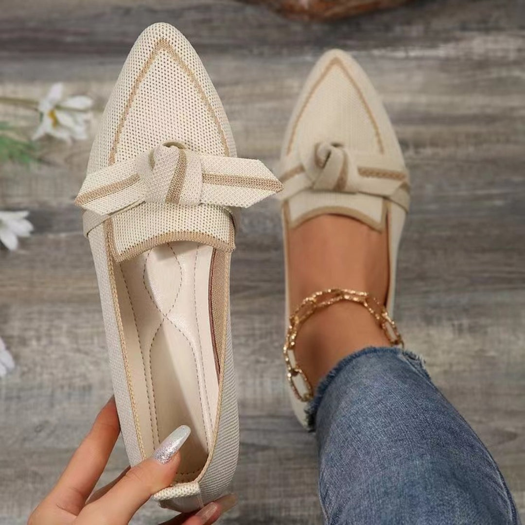 Bow Contrast Trim Point Toe Loafer